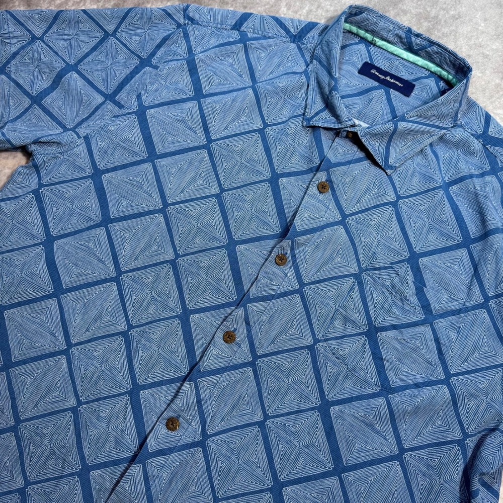 Tommy Bahama Mens 3XL Blue Geometric Diamond Print 100% Silk Short Sleeve Shirt